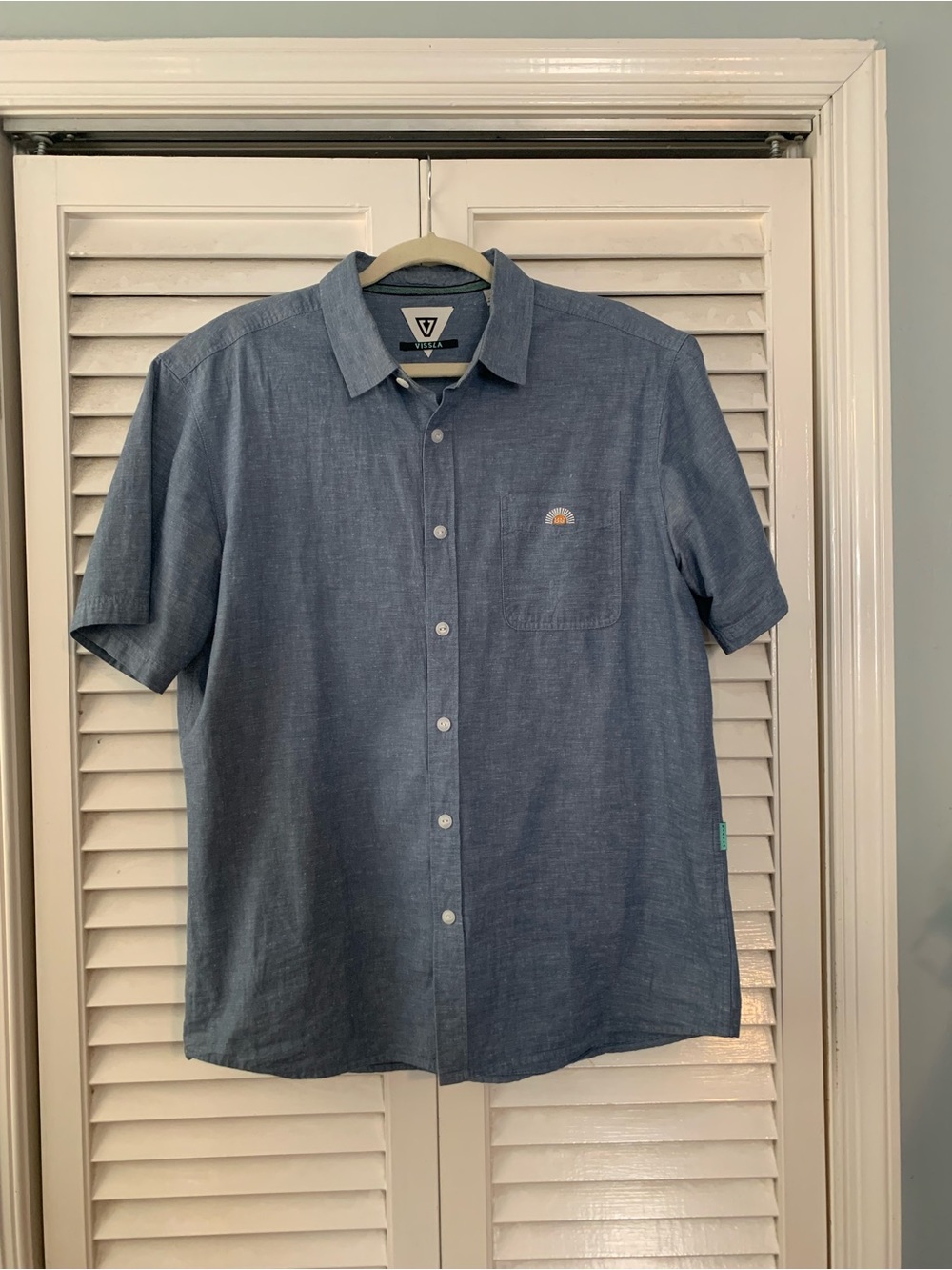 VISSLA Short Sleeve Button-Up Shirt - Denim Blue